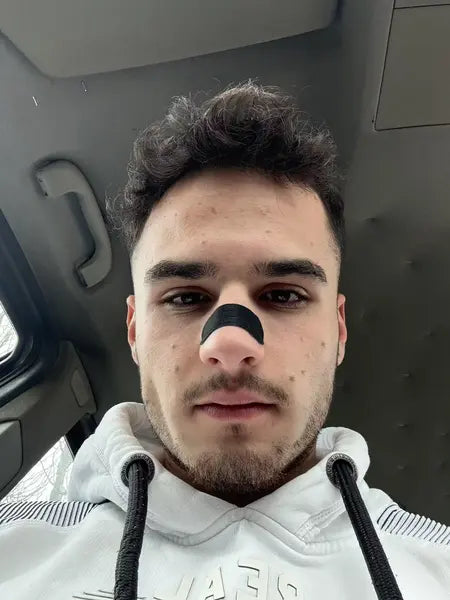 Customer Victor Willems with NoseEase